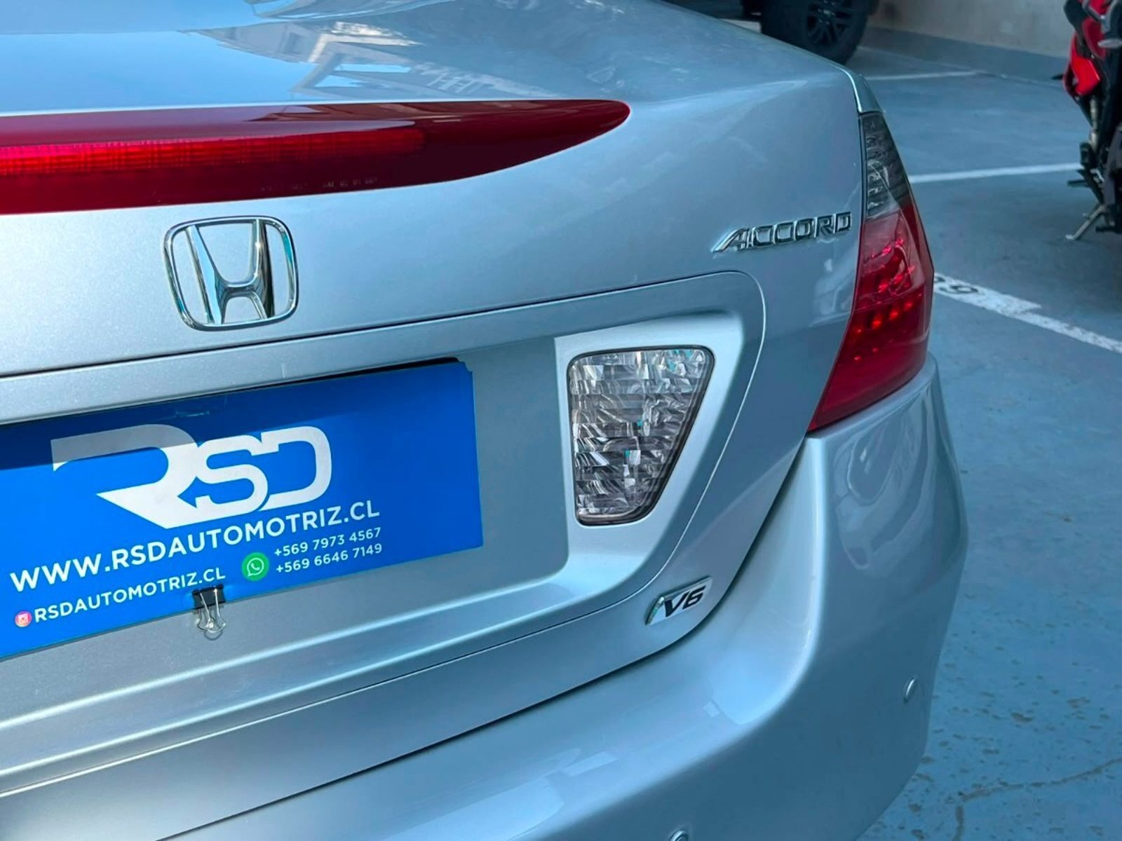 Honda ACCORD 3.0 V6 AT 2007 - Imagen 7 de 10