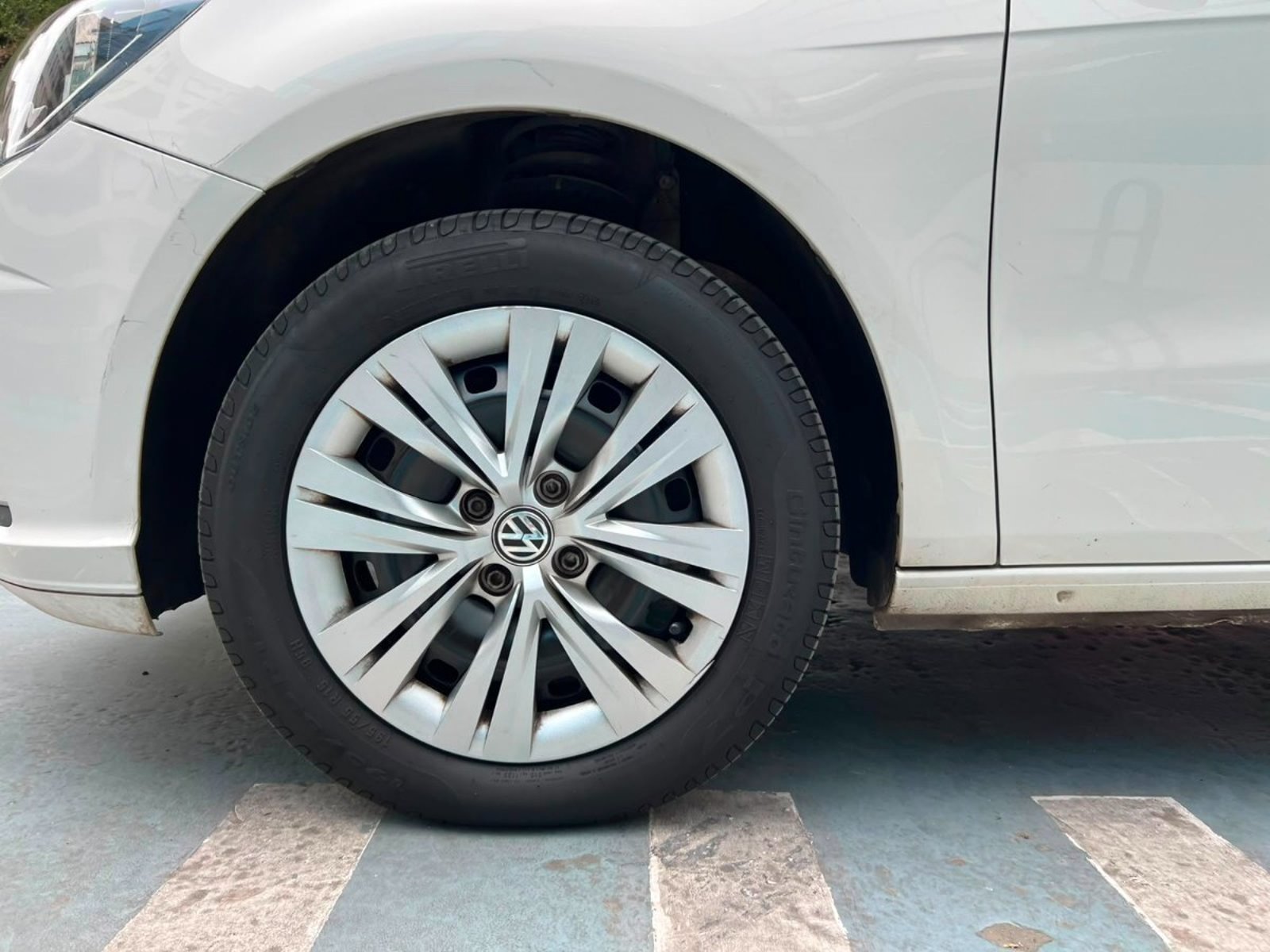 Volkswagen GOL COMFORTLINE 1.6 MT 2020 - Imagen 8 de 9