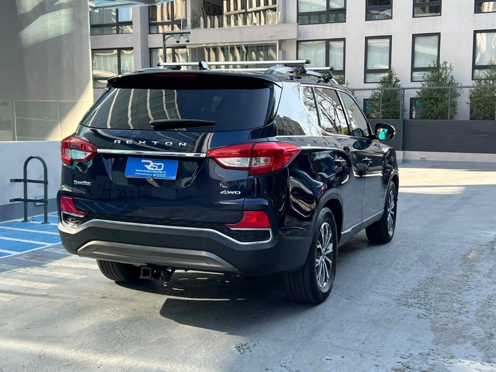 SsangYong REXTON GLX 4X4 AT 2020 - Foto 4 de 10
