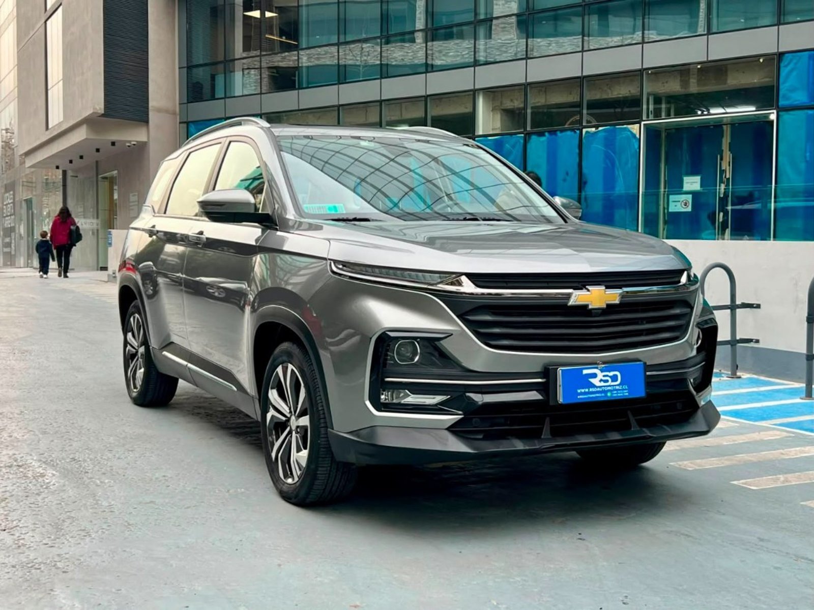 Chevrolet CAPTIVA PREMIER 1.5 AT 2024 - Imagen 3 de 10