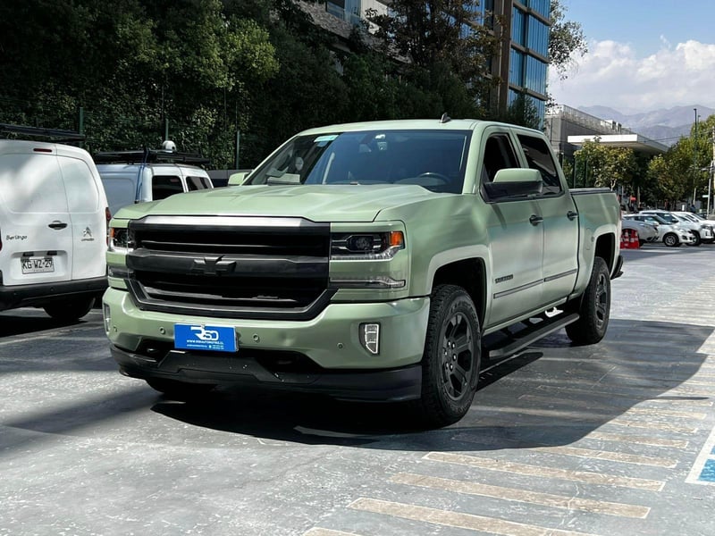 Chevrolet SILVERADO LTZ 5.3 2018