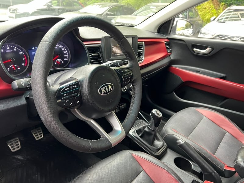 Kia RÍO 5 EX SPORT 1.6 MT 2018 - Imagen 8 de 10