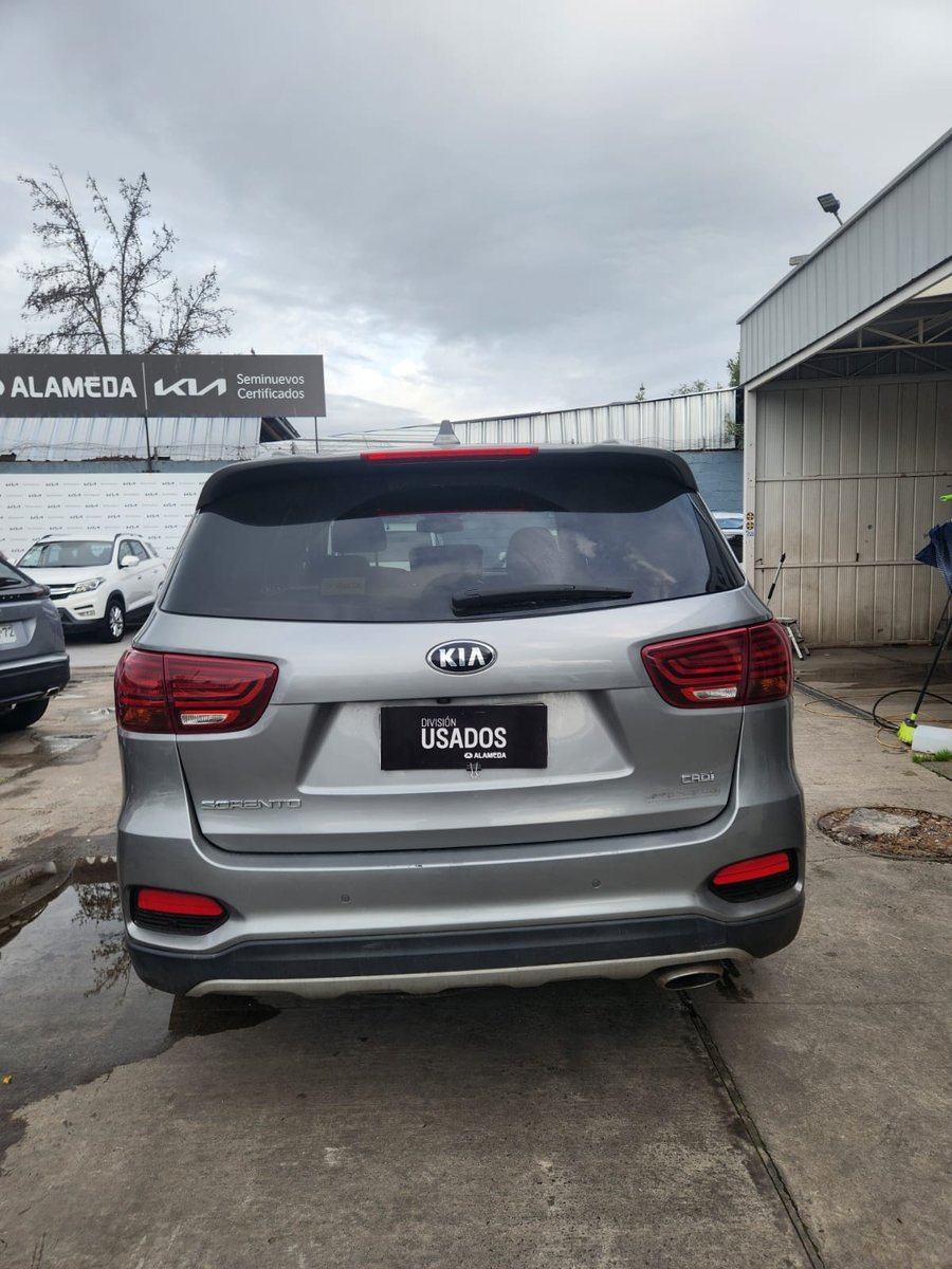 Kia SORENTO EX 2.4 AUT 2020 - Imagen 3 de 8