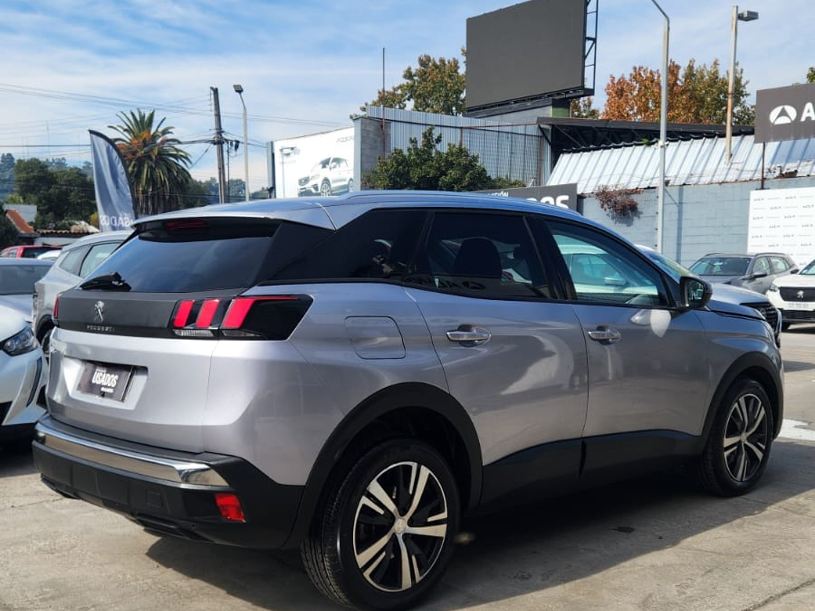 Peugeot 3008 ACTIVE AT 2021 - Foto 2 de 8