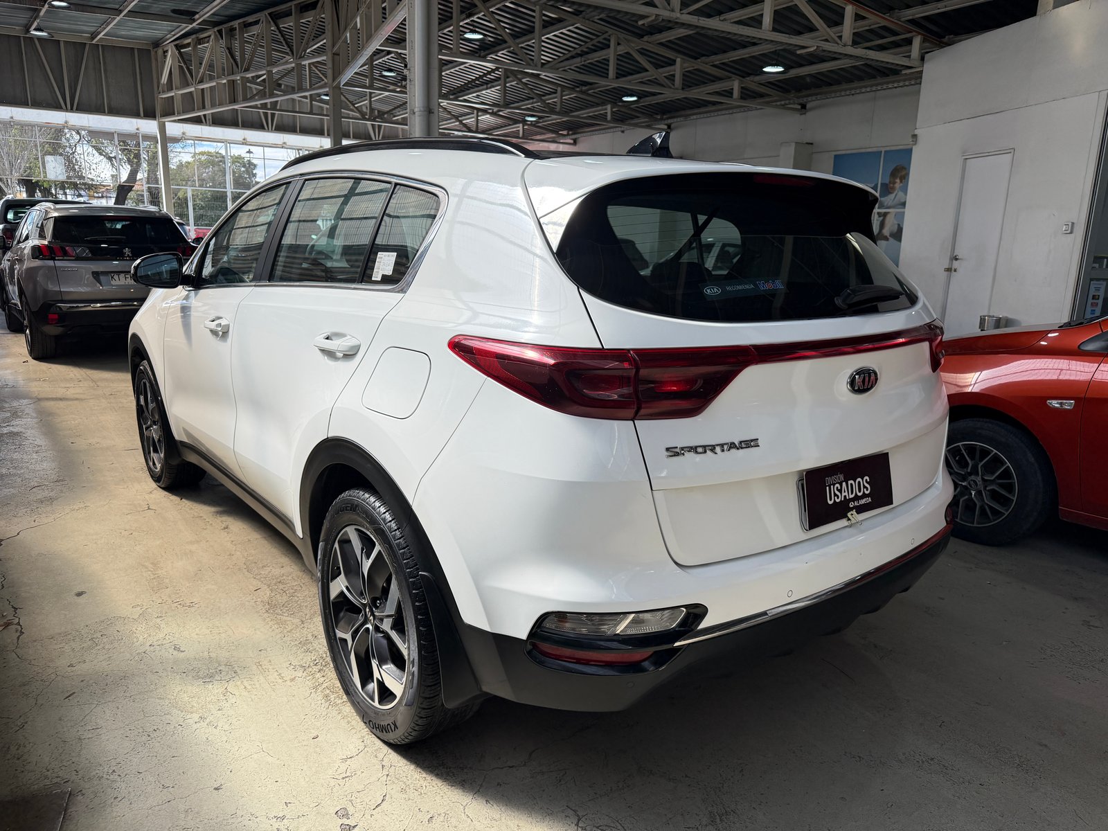 Kia SPORTAGE 2.0 AUT 2019 - Imagen 6 de 9