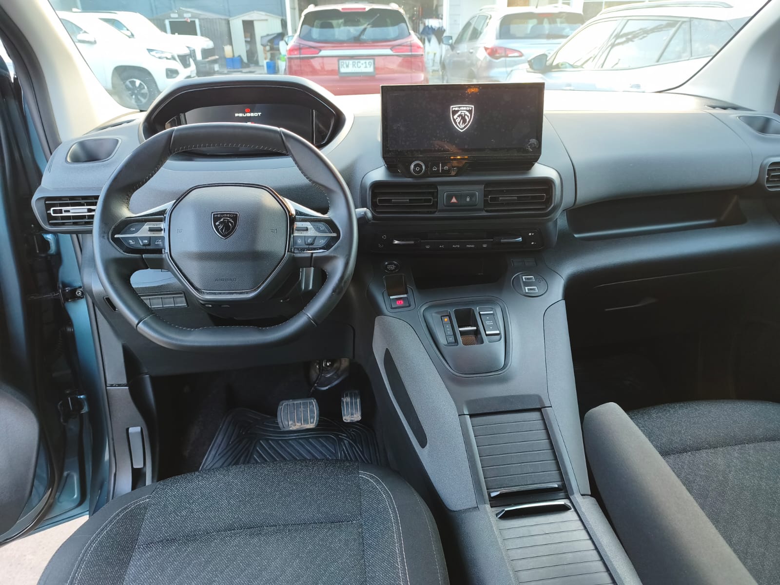 Peugeot RIFTER ALLURE 1.5 2026 - Imagen 7 de 11