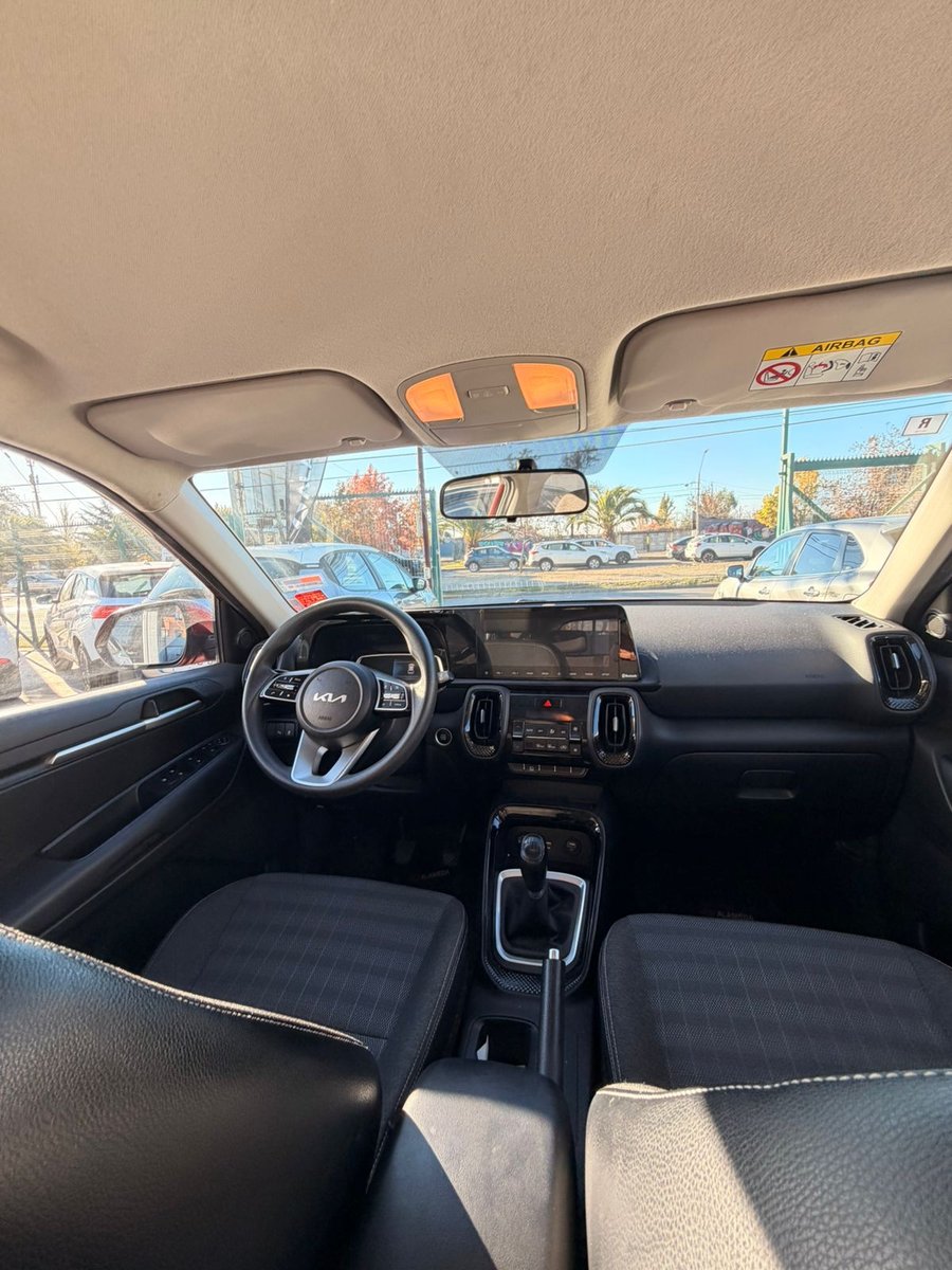 Kia SONET EX 1.5 2022 - Imagen 3 de 4