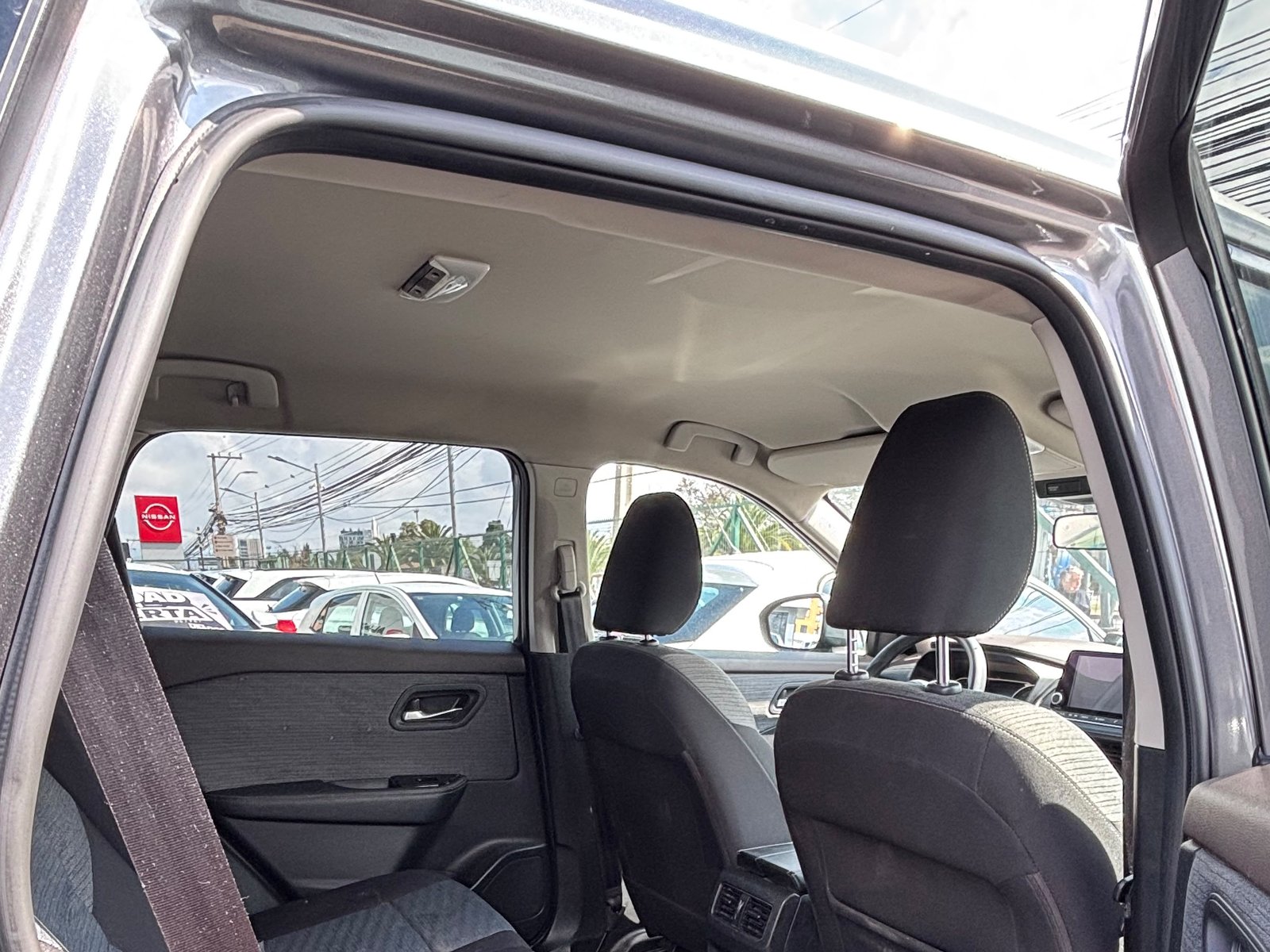 Nissan X TRAIL 4X2 2.5 AUT 2025 - Foto 3 de 5