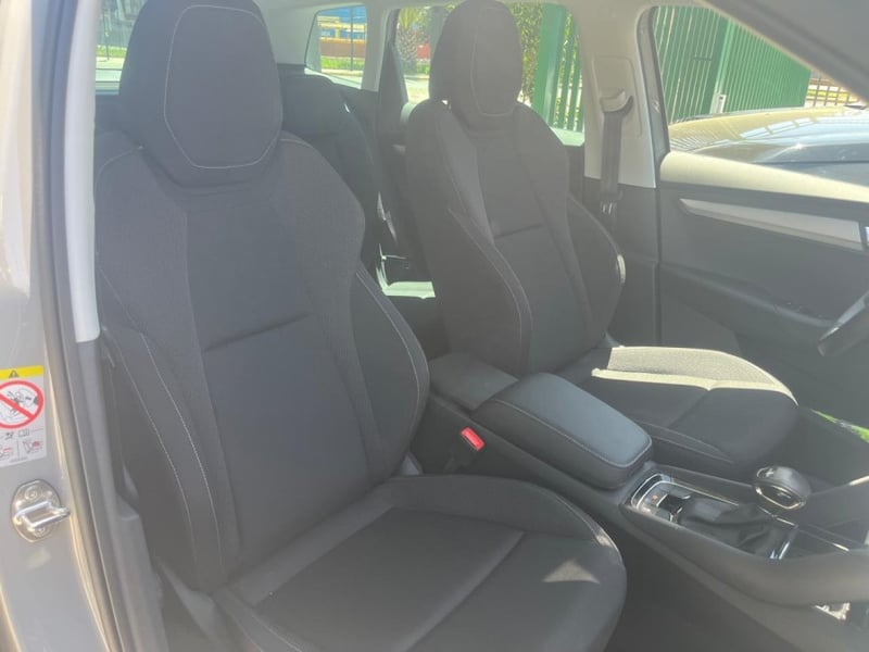 Skoda KAROQ TSI 1.4 AUT 2025 - Imagen 6 de 6
