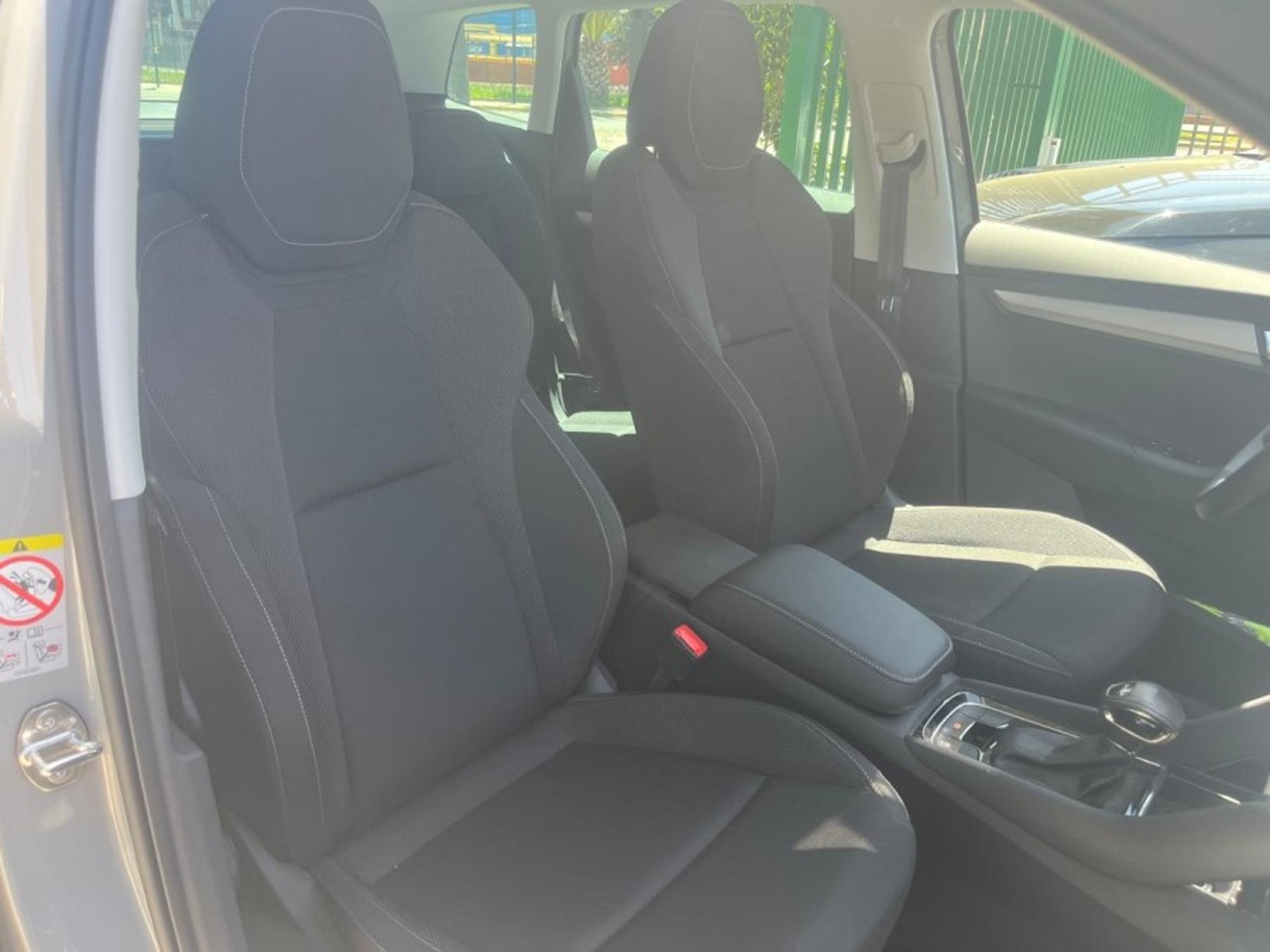 Skoda KAROQ TSI 1.4 AUT 2025 - Imagen 6 de 6