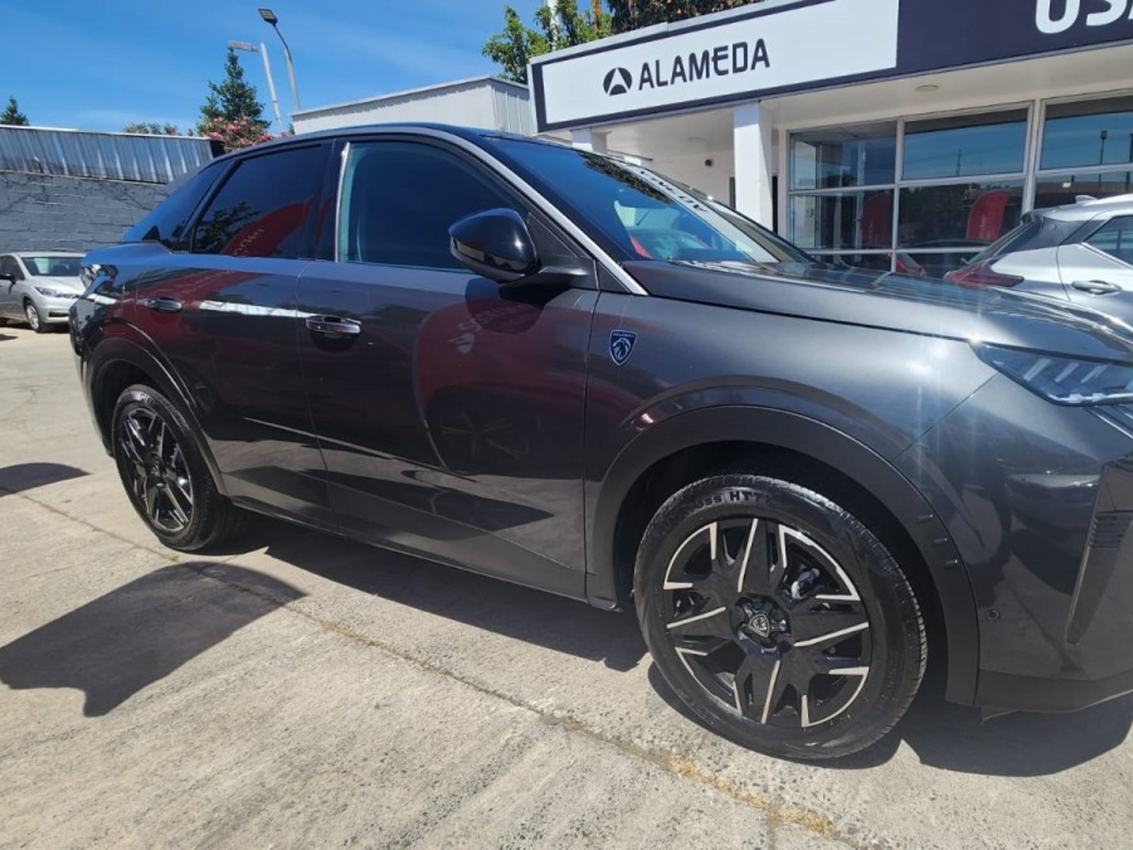 Peugeot 3008 GT 1.2 AUT 2025 - Foto 3 de 10