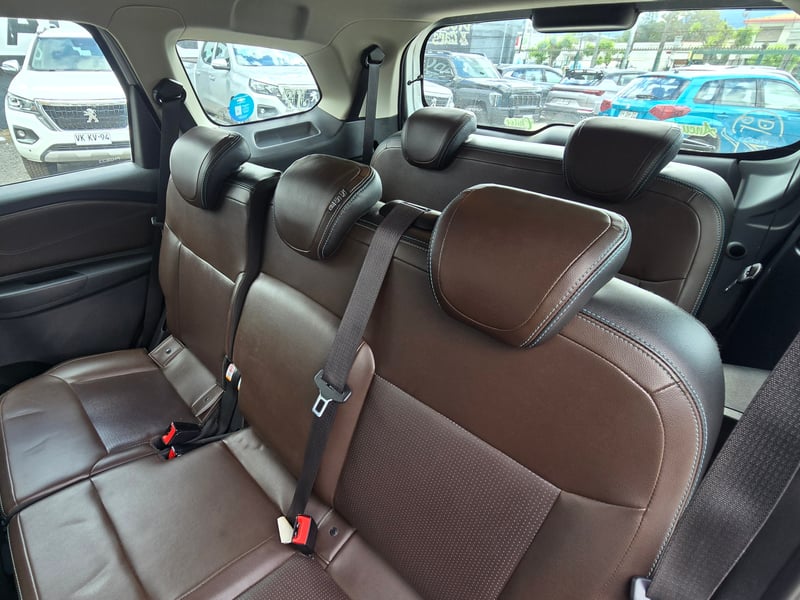 Chevrolet SPIN 1.8 2021 - Imagen 4 de 8