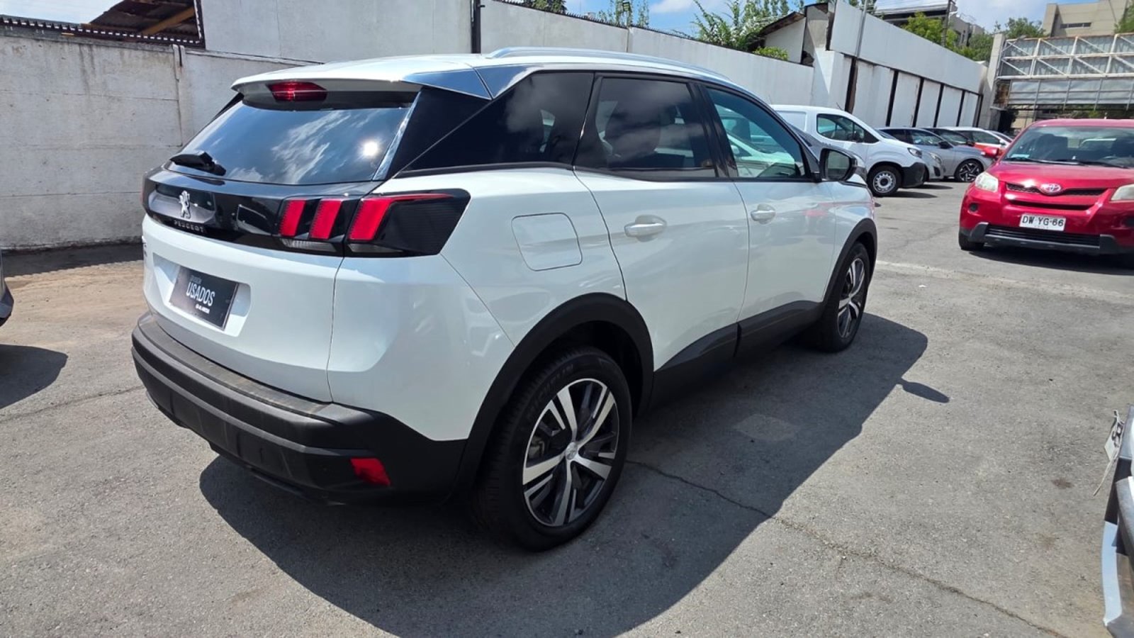 Peugeot 3008 PURETECH 1.2L 2023 - Imagen 6 de 8