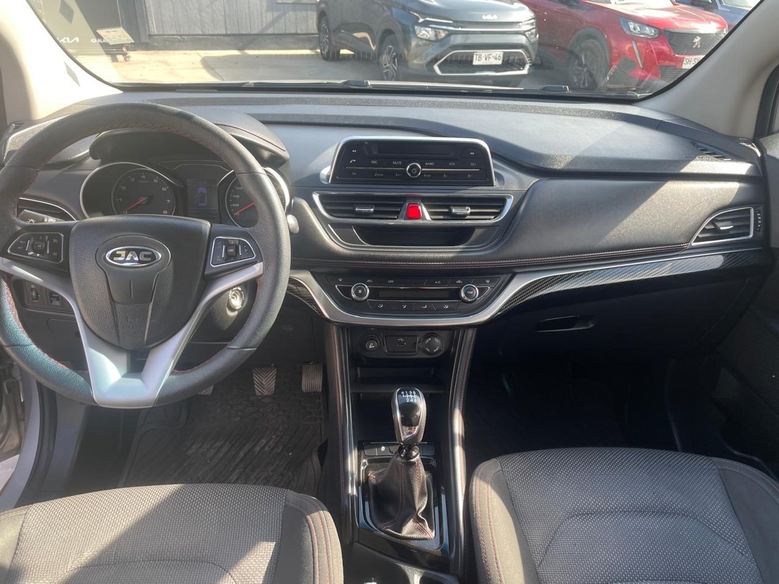 JAC GRAND S3 HB 1.6 2020 - Imagen 6 de 9
