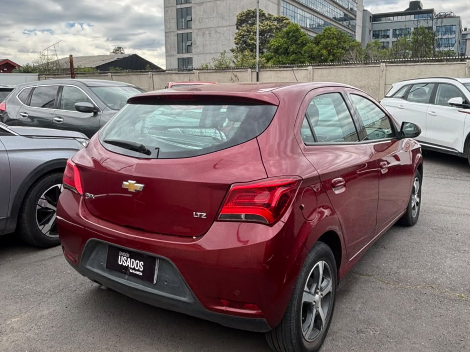 Chevrolet ONIX HB 1.4 2019 - Foto 2 de 6