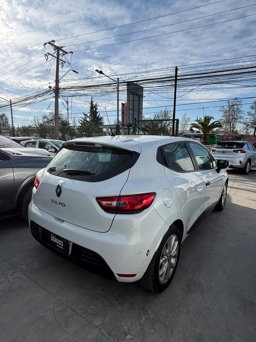Renault CLIO IV HB 1.2 2020 - Imagen 5 de 6