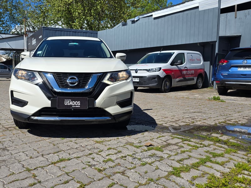 Nissan X TRAIL SENSE CVT 2.5 2019 - Imagen 9 de 19