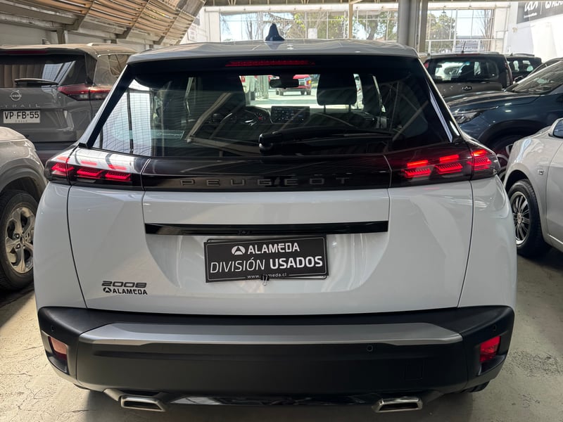 Peugeot 2008 ACTIVE 130 1.2 2024 - Imagen 5 de 7