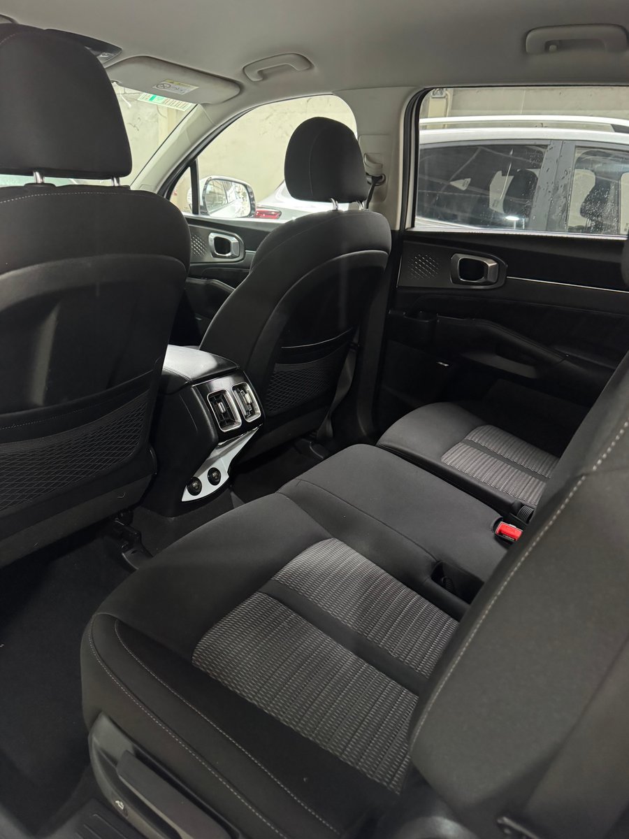 Kia SORENTO 2WD 2.5 AUT 2023 - Imagen 8 de 8