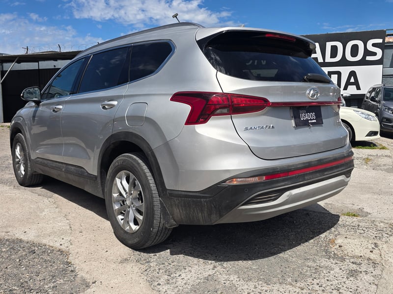 Hyundai SANTA FE TM CRDI 2.2 AUT 2023 - Imagen 3 de 18