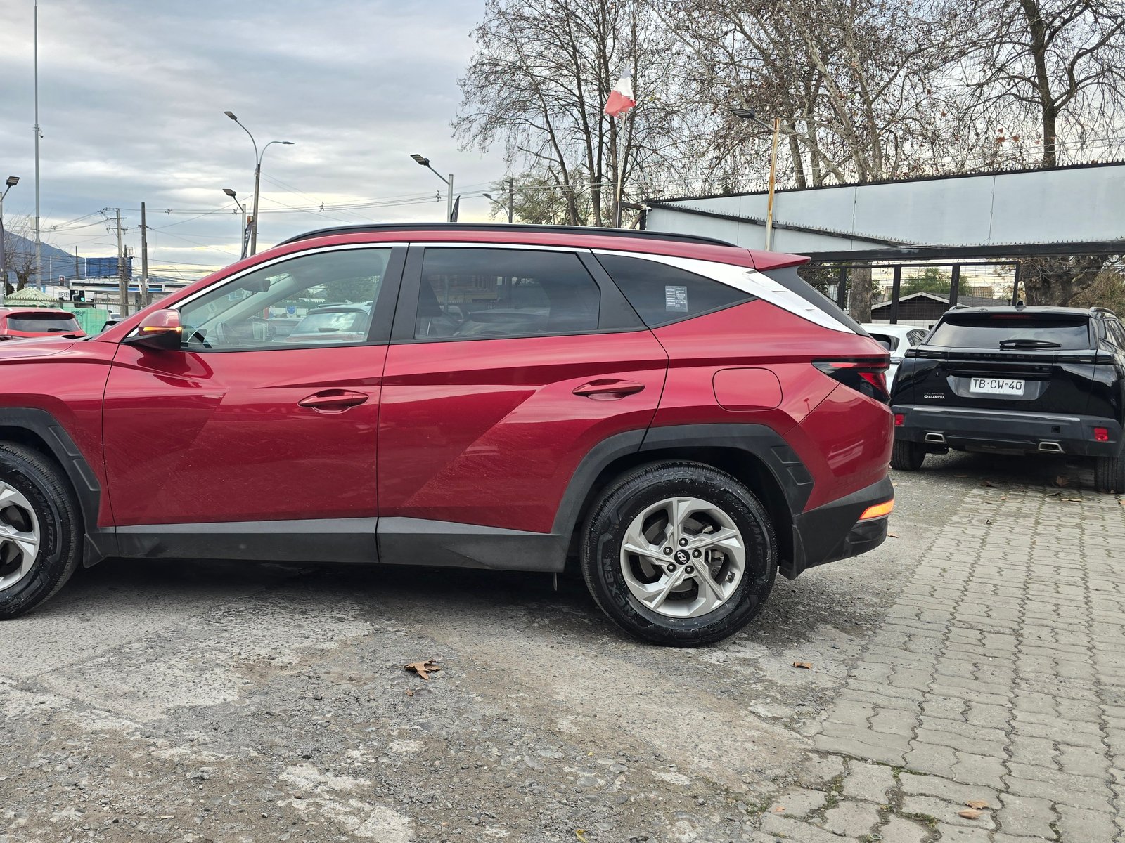 Hyundai TUCSON NX4 MPI 2.0 2023 - Foto 2 de 9