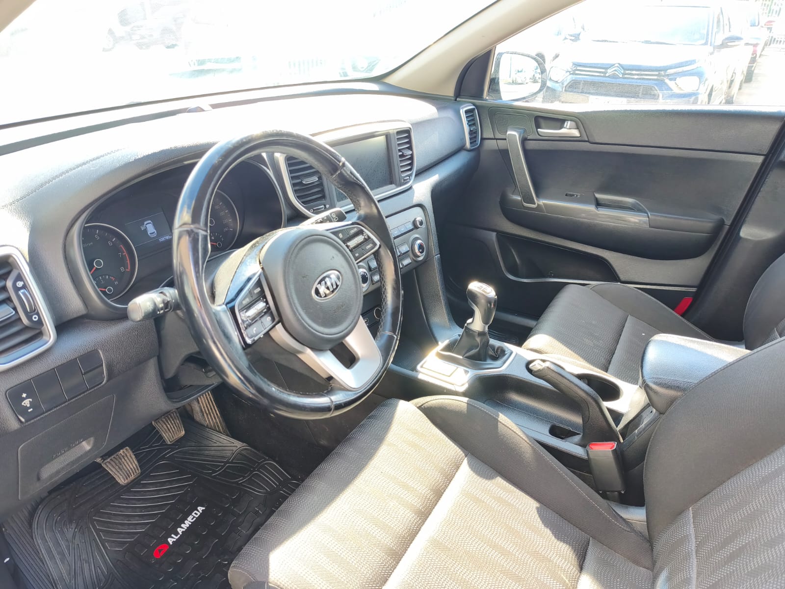 Kia SPORTAGE LX 2.0 2019 - Foto 5 de 7