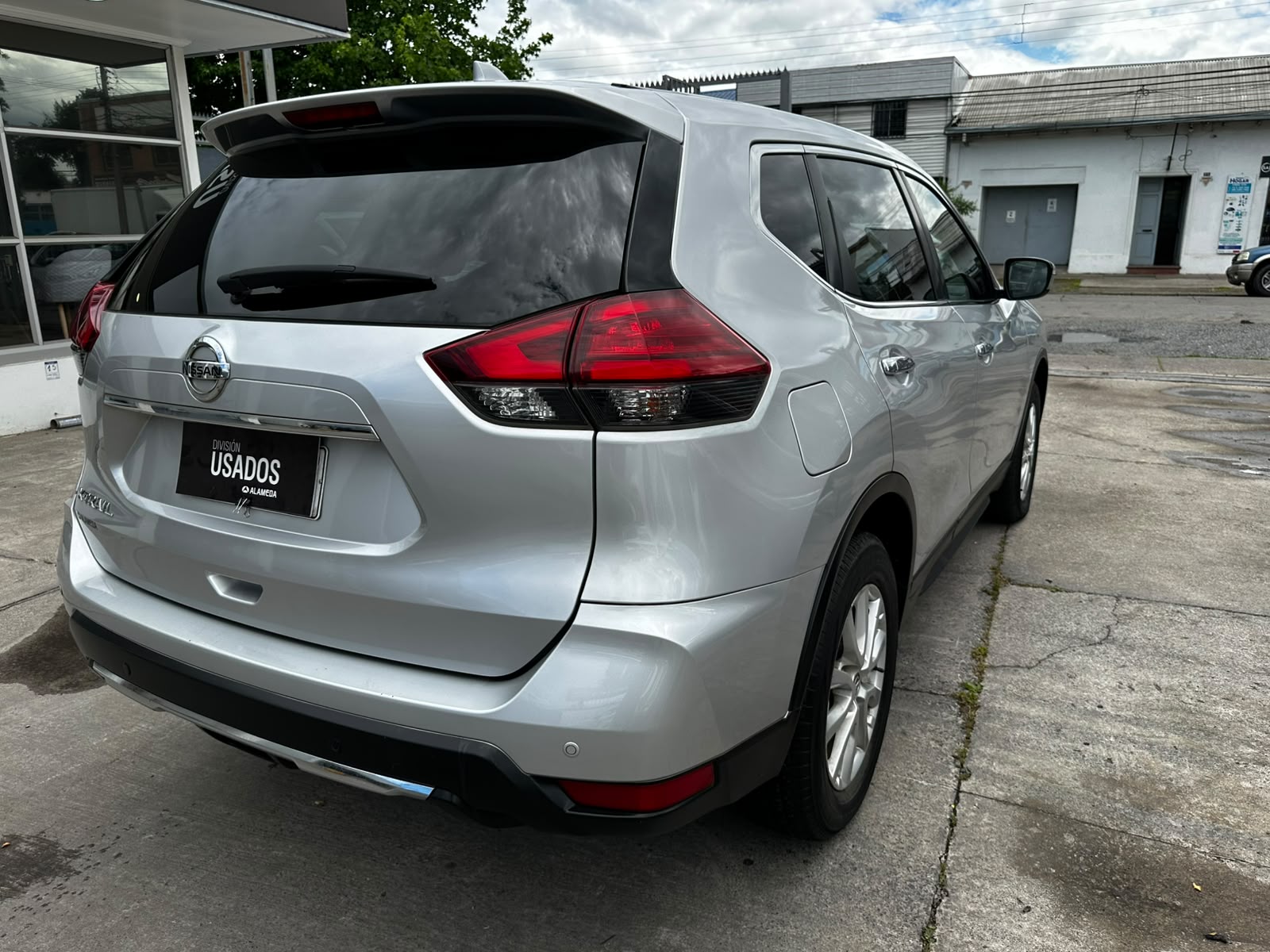Nissan X TRAIL T32 CVT 2.5 AUT 2022 - Foto 3 de 8