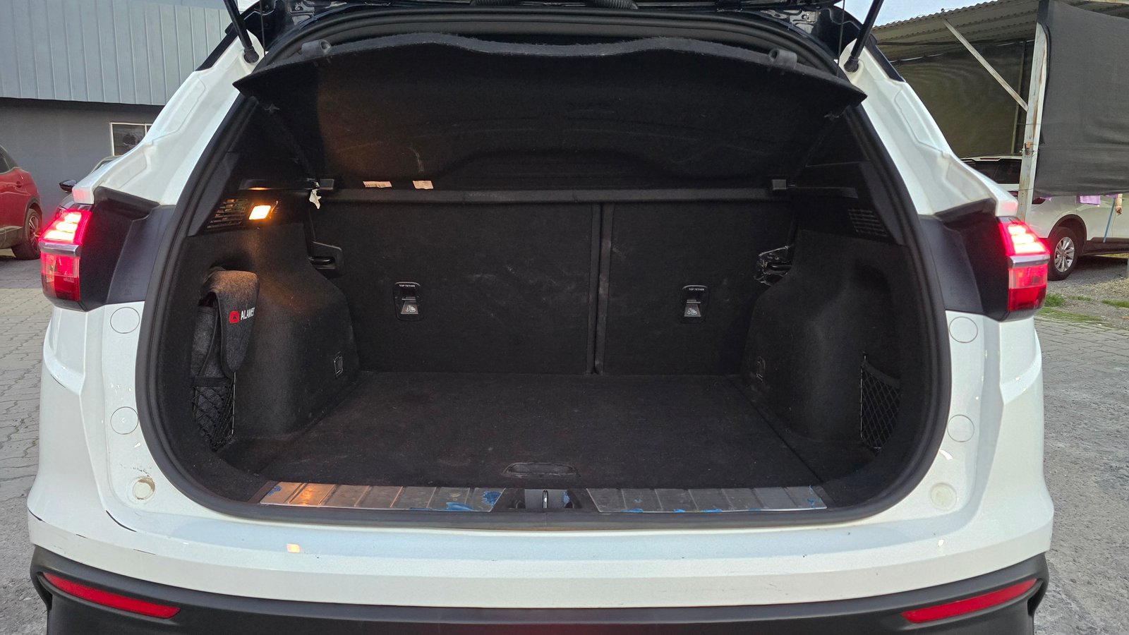 Geely COOLRAY 1.5 AUT 2022 - Imagen 6 de 10