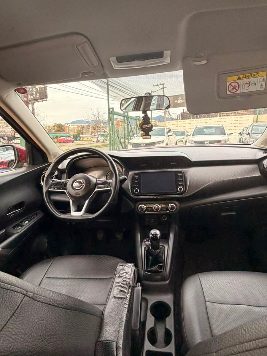 Nissan KICKS MT 1.6 2023 - Imagen 3 de 4
