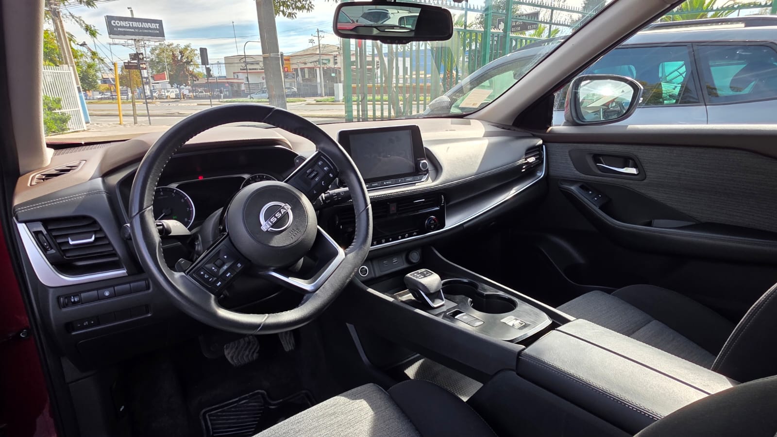 Nissan X TRAIL 4X2 7P CVT 2.5 2024 - Imagen 8 de 12