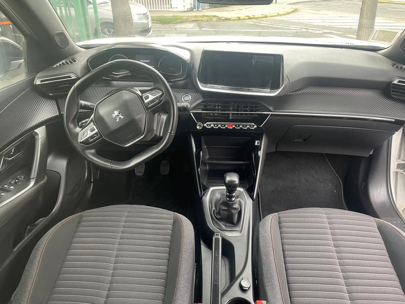 Peugeot 2008 PURETECH 130 4X2 1.2 2023 - Imagen 6 de 9