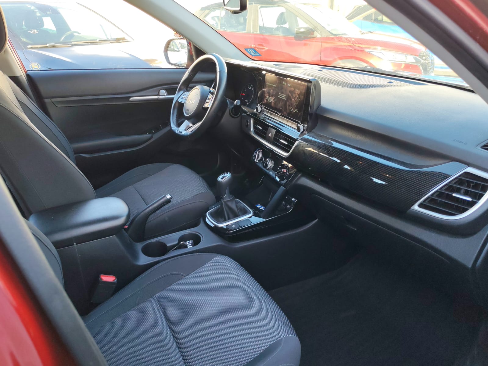 Kia SELTOS MPI 6MT 1.6 2023 - Imagen 9 de 10