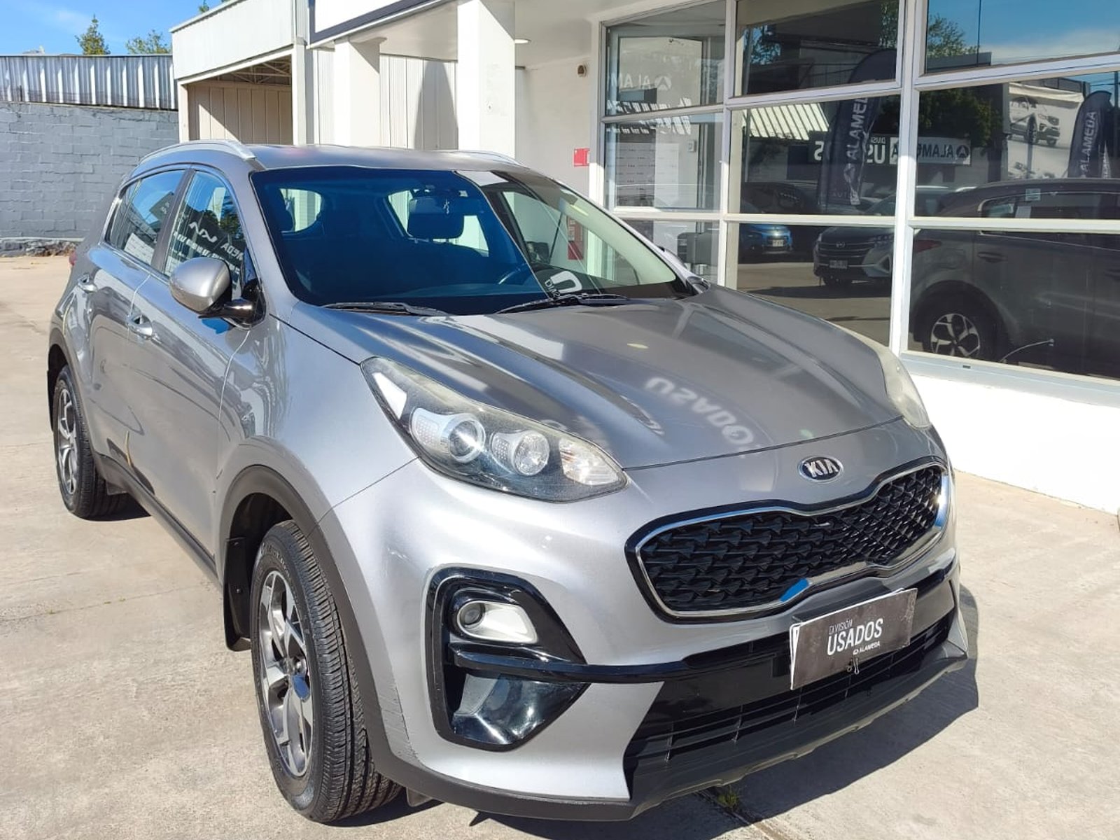 Kia SPORTAGE LX 2.0 2019 - Foto 2 de 7