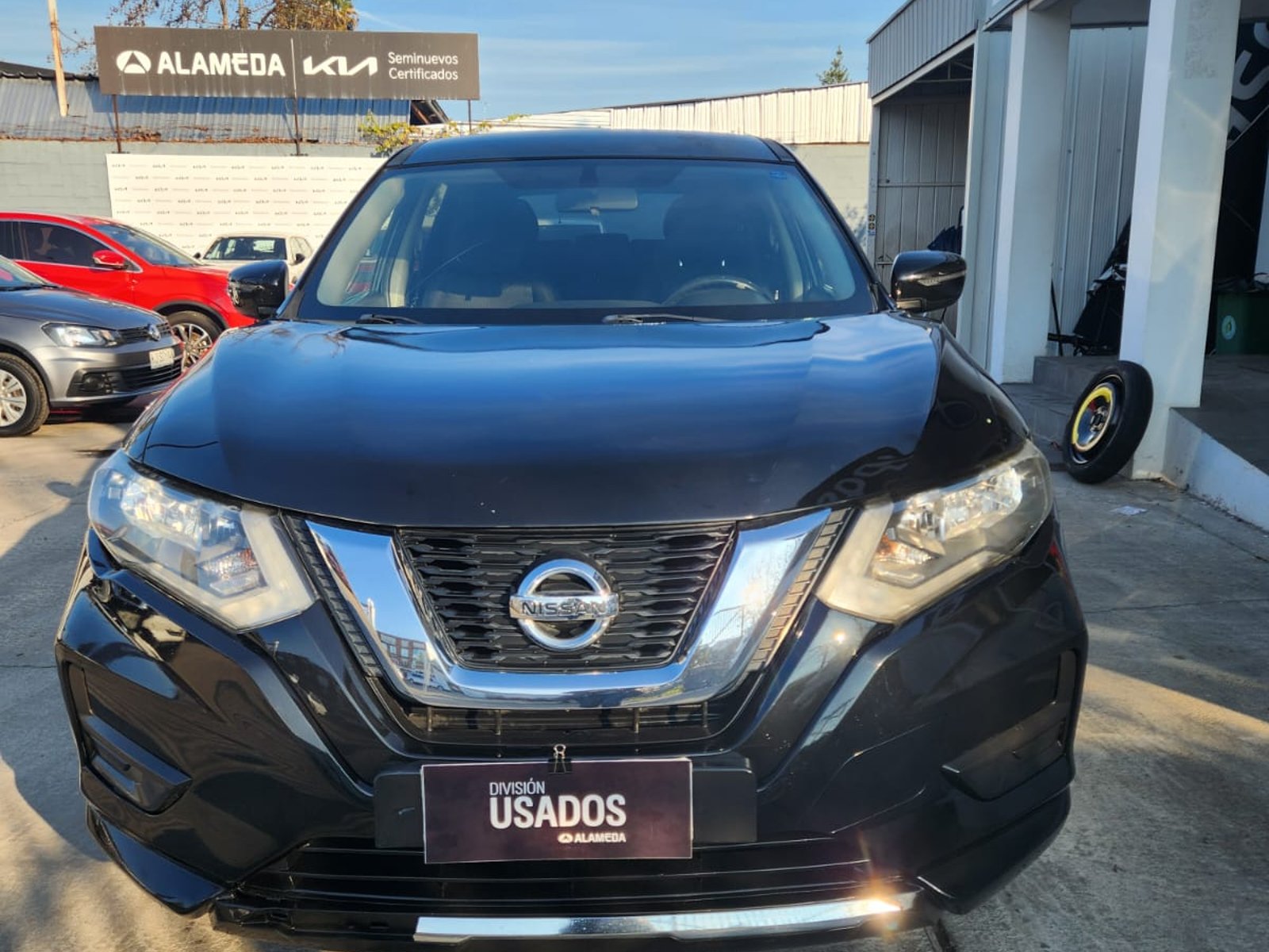 Nissan X TRAIL SENSE 2.5 AUT 2018 - Foto 2 de 7