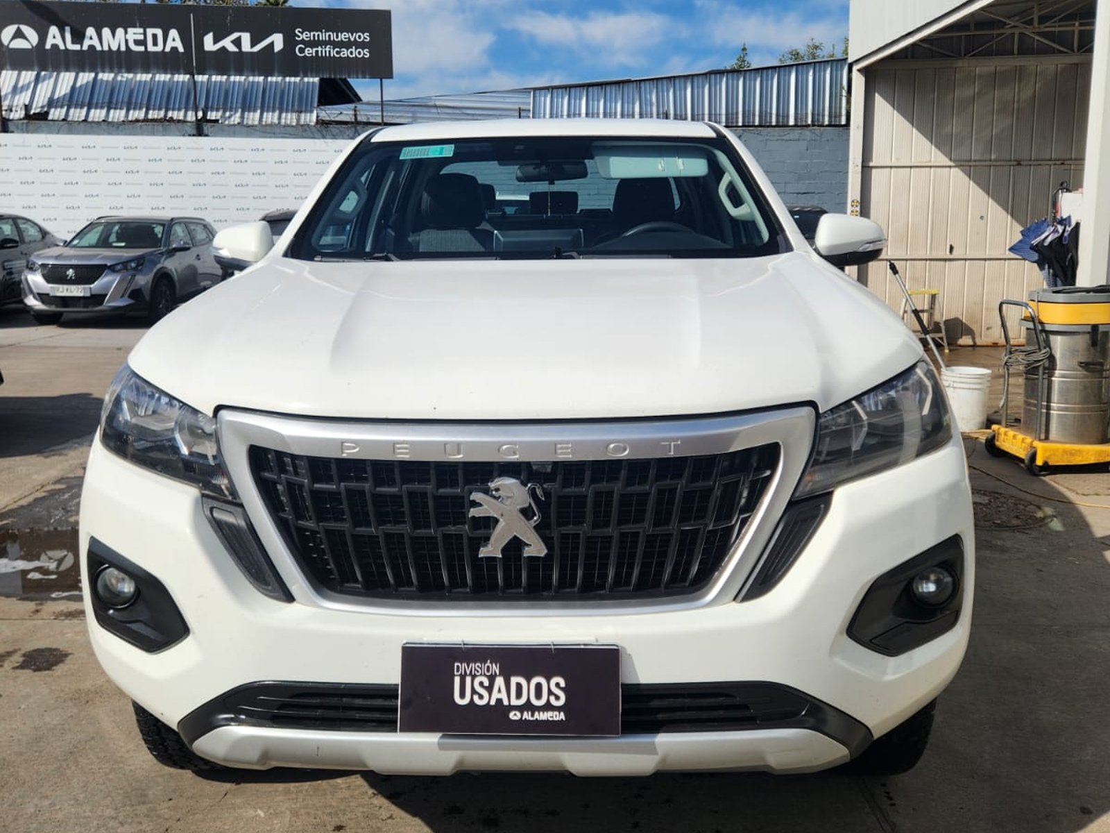 Peugeot LANDTREK 4X4 1.9 2023 - Foto 2 de 8