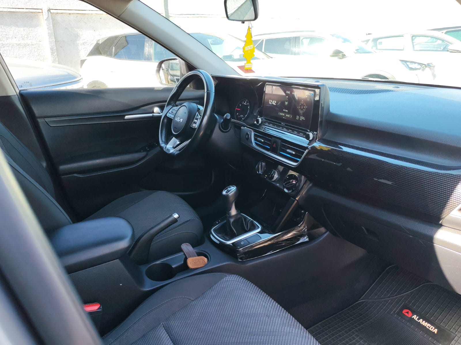 Kia SELTOS EX 1.6 2022 - Imagen 9 de 10