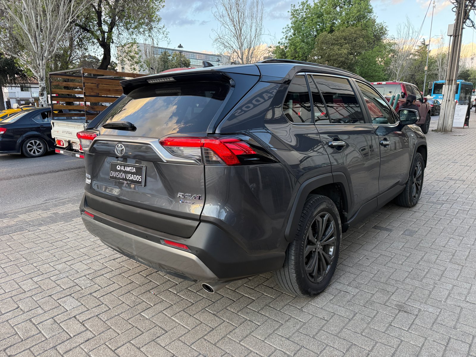 Toyota RAV4 AWD 2.5 AUT 2026 - Imagen 6 de 9