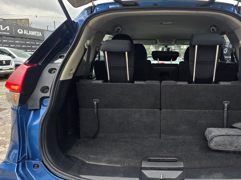 Nissan X TRAIL SENSE 2.5 AUT 2020 - Imagen 6 de 9