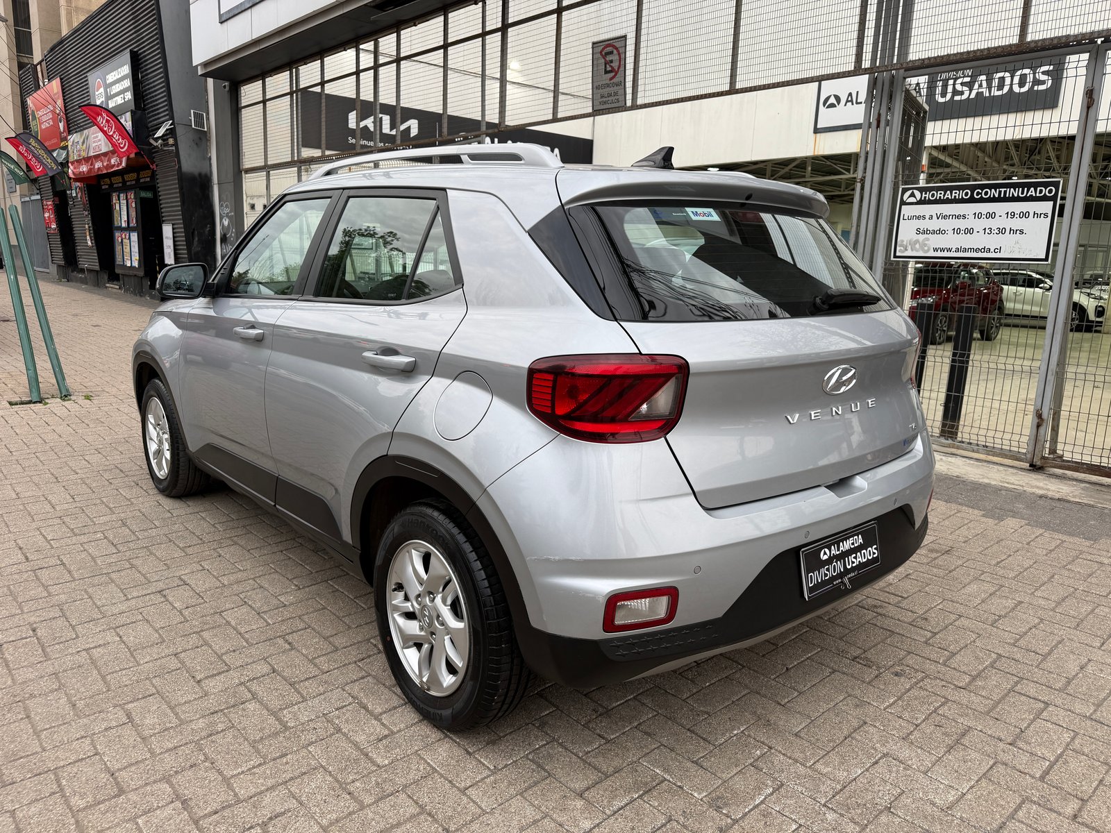 Hyundai VENUE QX 1.6 2022 - Imagen 6 de 8