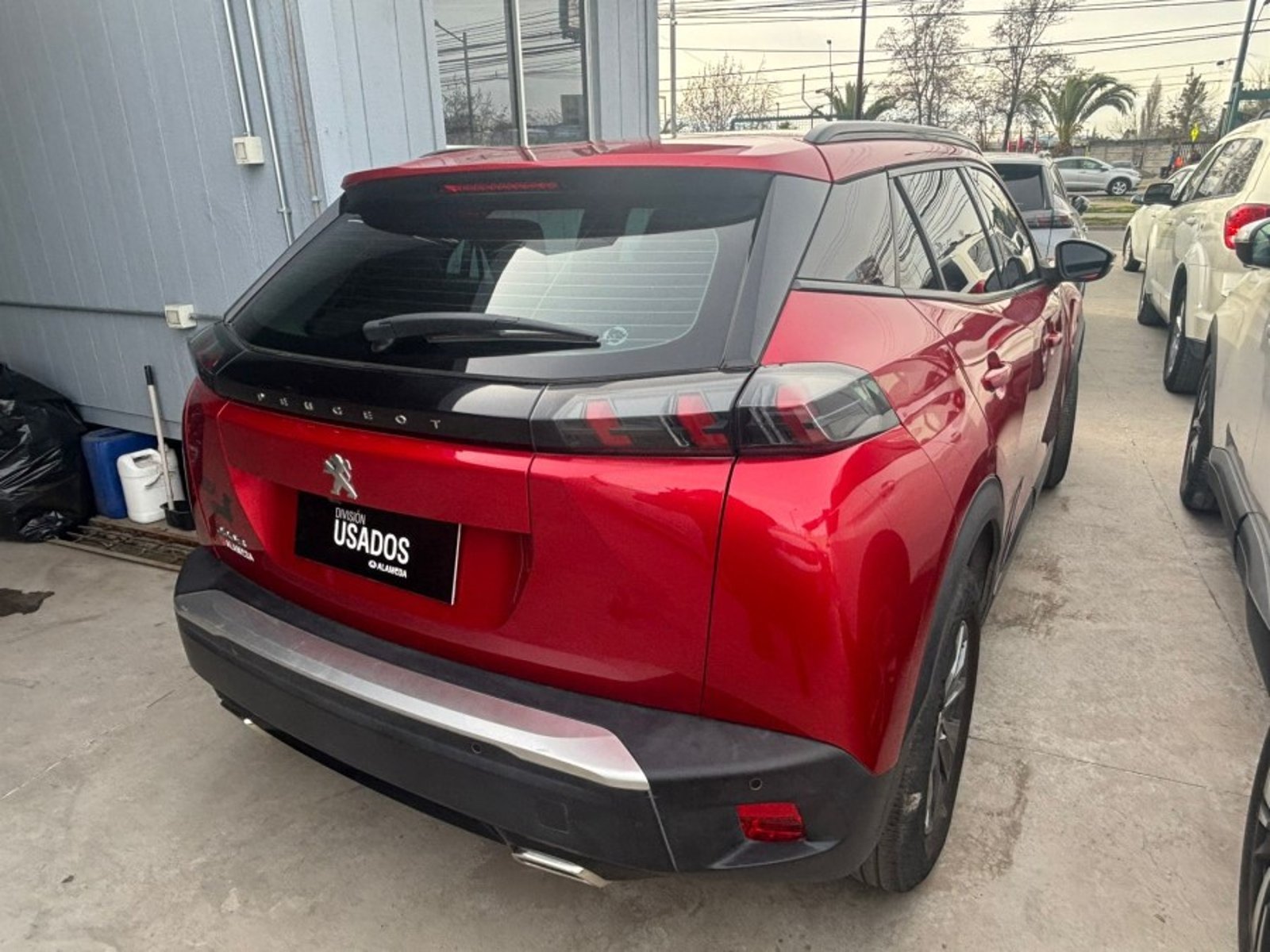 Peugeot 2008 PURETECH 130 1.2 2023 - Imagen 3 de 4