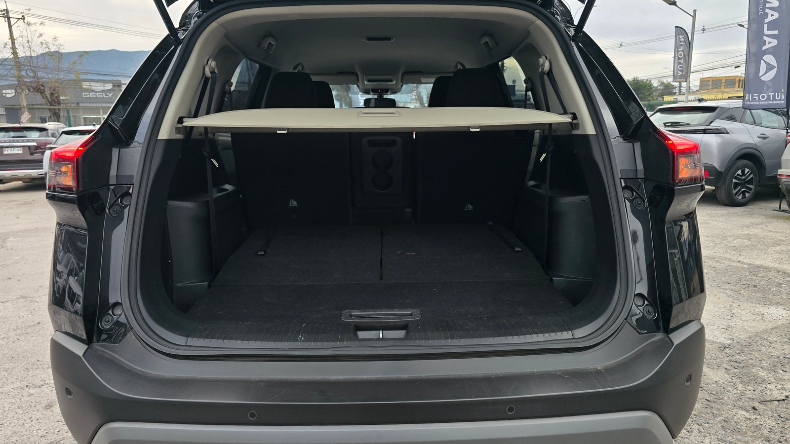 Nissan X TRAIL 4X2 2.5 AUT 2025 - Imagen 5 de 18