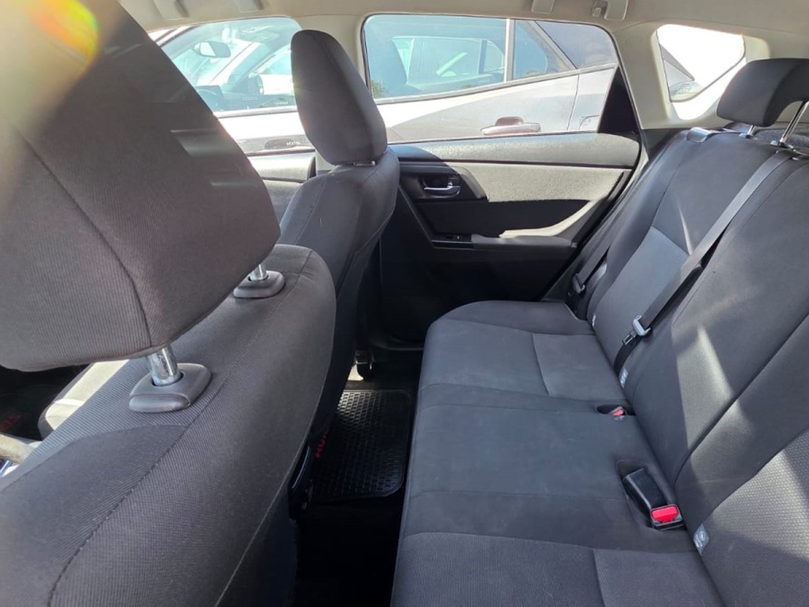Toyota NEW AURIS LEI 1.6 2017 - Foto 3 de 7
