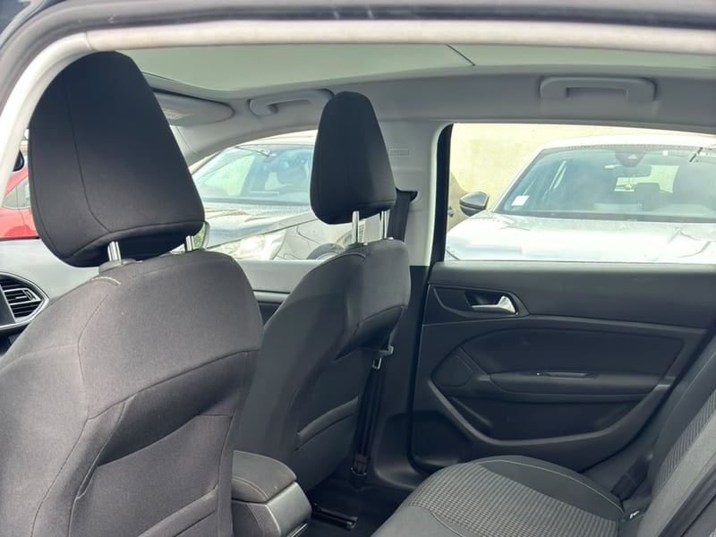 Peugeot 308 ALLURE BLUEHDI 1.5 2019 - Imagen 6 de 6