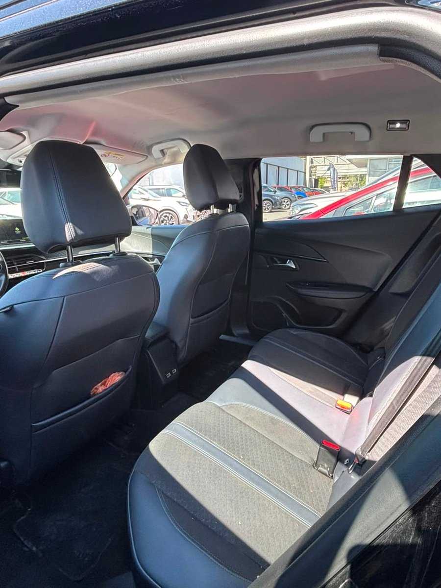 Peugeot 2008 ALLURE 1.2 2020 - Imagen 4 de 6