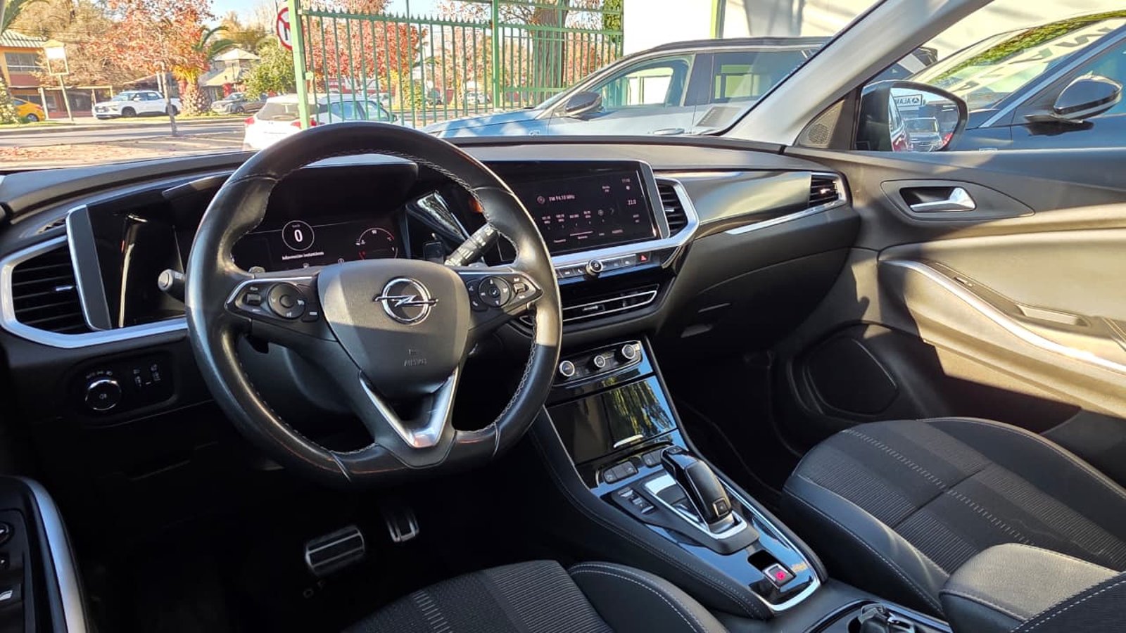 Opel GRANDLAND TD 1.5 AUT 2024 - Imagen 4 de 10