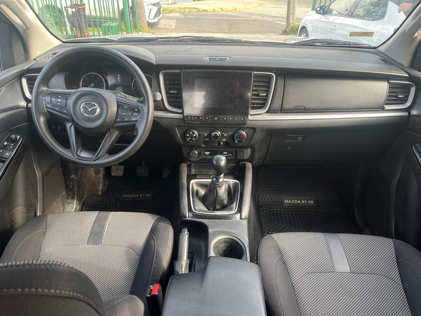 Mazda BT 50 4X4 3.0 2022 - Foto 4 de 6