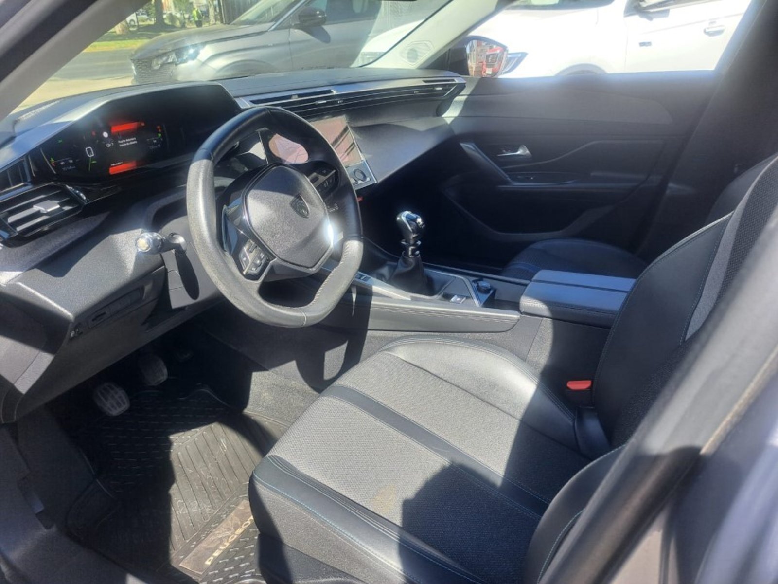Peugeot 308 1.2 2024 - Imagen 8 de 9