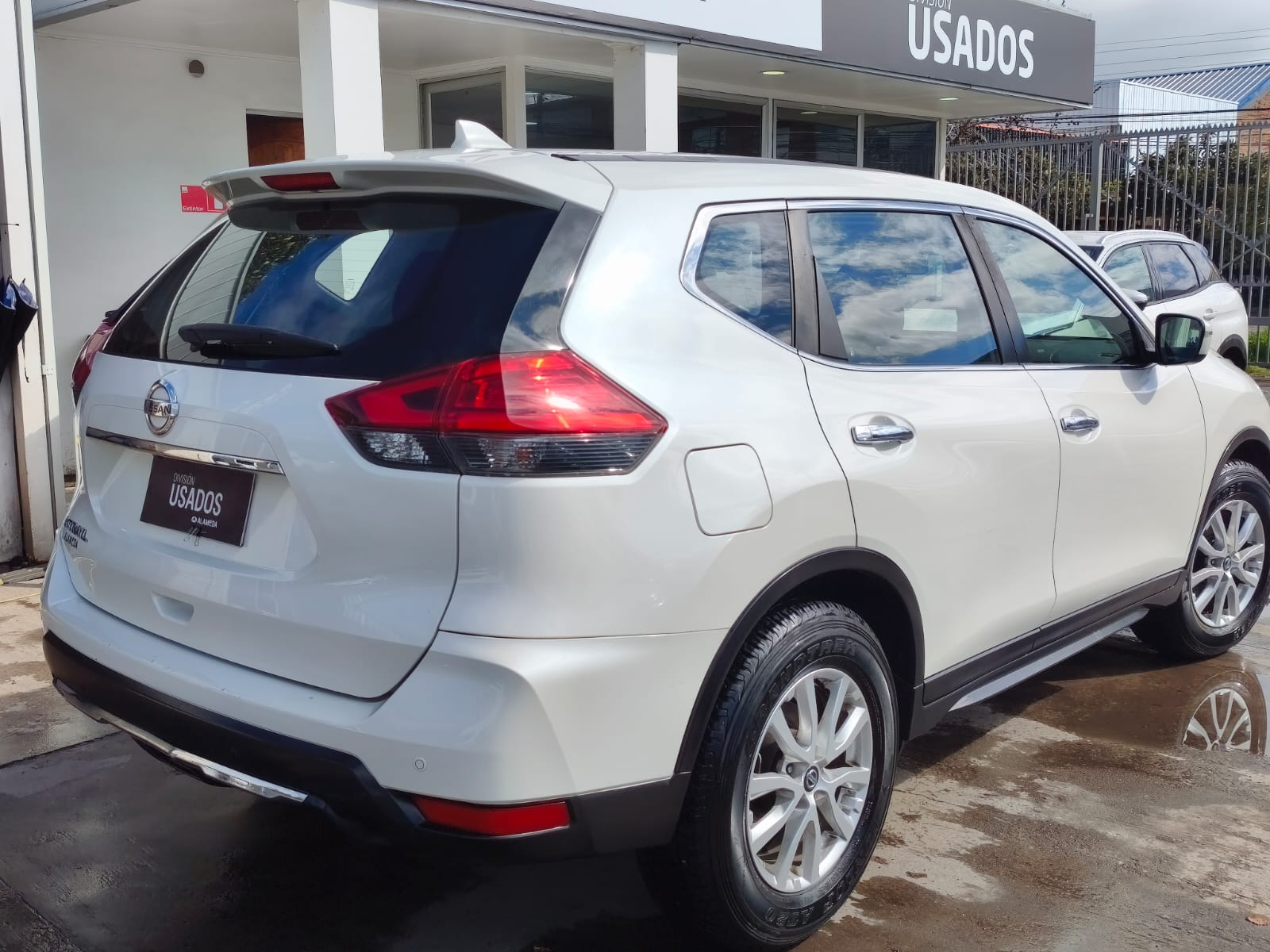 Nissan X TRAIL SENSE 2.5 2021 - Foto 3 de 9