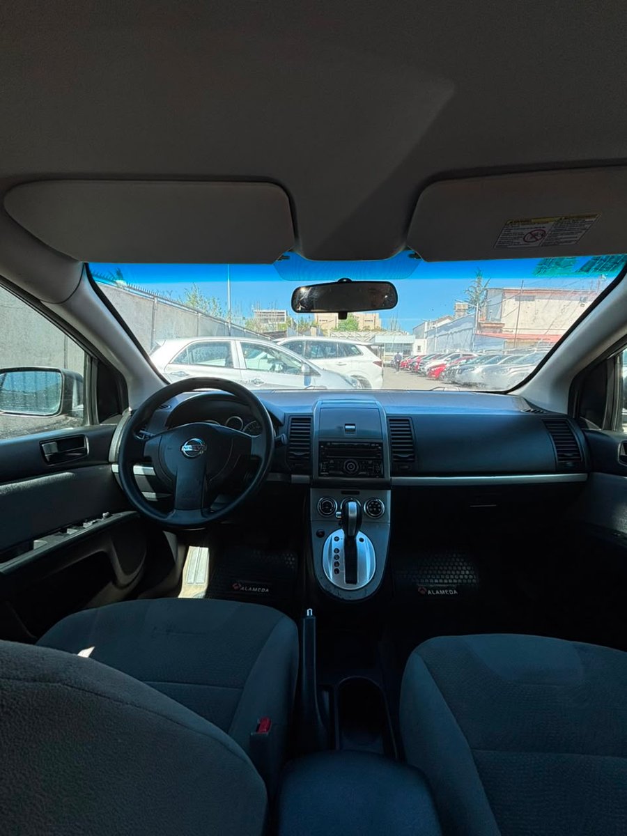 Nissan SENTRA 2.0 AUT 2013 - Imagen 4 de 6