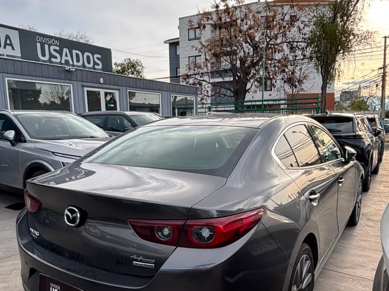 Mazda 3 2WD 2.0 AUT 2025 - Imagen 6 de 7